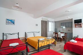 Holiday Beach Resort