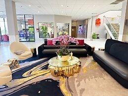 Lincoln Hotel Monterey Park Los Angeles