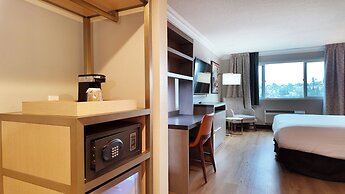 Lincoln Hotel Monterey Park Los Angeles