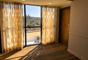 Lincoln Hotel Monterey Park Los Angeles