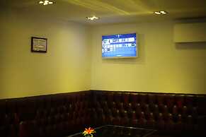 Exhibition Court Hotel 4
