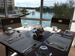 Bell Channel Inn Hotel