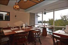 Bell Channel Inn Hotel