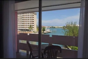 Bell Channel Inn Hotel