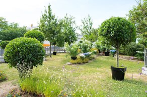 Campanile Paris CDG Airport Villepinte