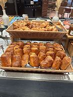 Campanile Paris CDG Airport Villepinte