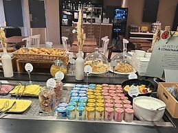 Campanile Paris CDG Airport Villepinte