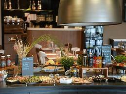 Campanile Paris CDG Airport Villepinte