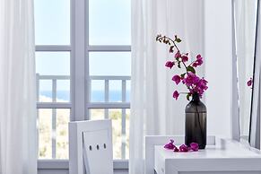 Mr & Mrs White Paros