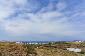 Mr & Mrs White Paros