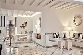 Mr & Mrs White Paros