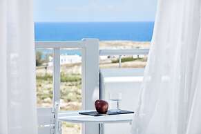 Mr & Mrs White Paros