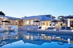 Mr & Mrs White Paros