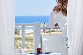 Mr & Mrs White Paros