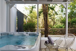 Mr & Mrs White Paros