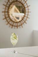 Mr & Mrs White Paros