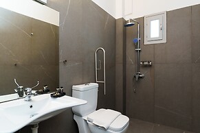 Mr & Mrs White Paros