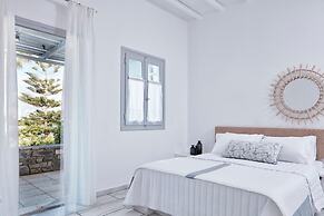 Mr & Mrs White Paros