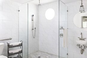 The Palm Springs Hotel