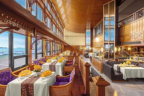 Royal Wing Suites & Spa Pattaya