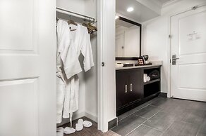 Aggie Inn, an Ascend Collection Hotel