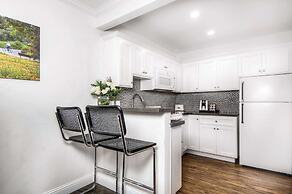 Aggie Inn, Ascend Hotel Collection