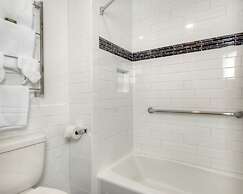 Aggie Inn, Ascend Hotel Collection