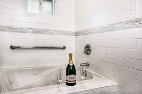 Aggie Inn, Ascend Hotel Collection