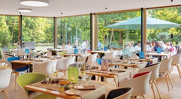 Nells Park Hotel