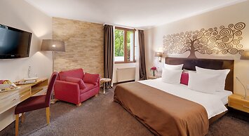 Nells Park Hotel