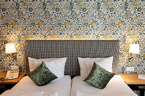 Nells Park Hotel