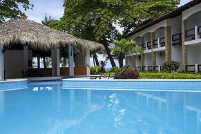 Fuego del Sol Beachfront Hotel