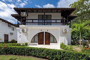 Fuego del Sol Beachfront Hotel