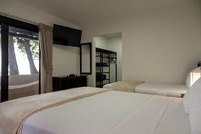 Fuego del Sol Beachfront Hotel