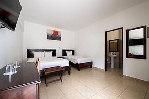 Fuego del Sol Beachfront Hotel