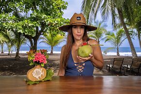 Fuego del Sol Beachfront Hotel