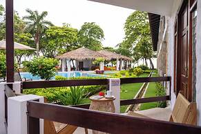 Fuego del Sol Beachfront Hotel