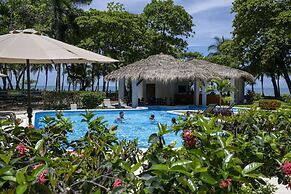 Fuego del Sol Beachfront Hotel