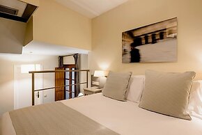 Ikonik Plaza Mercado