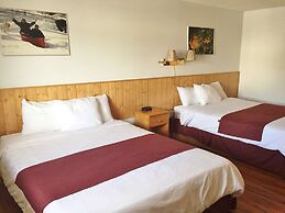 Canadas Best Value Inn River View Hotel
