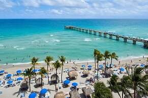 Newport Beachside Hotel & Resort