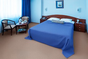 Alexandrovsky Garden Hotel