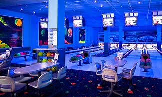 Alexandrovsky Garden Hotel