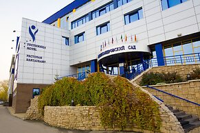 Alexandrovsky Garden Hotel