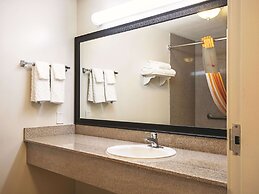 La Quinta Inn by Wyndham Vancouver Airport