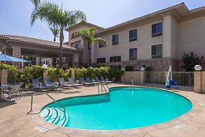 Hampton Inn & Suites Ontario