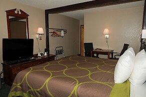 Super 8 by Wyndham Gallup