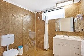 Adelaide Road Motor Lodge