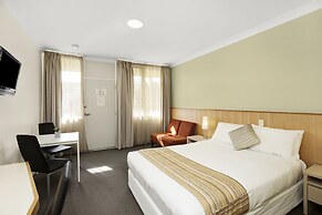 Adelaide Road Motor Lodge