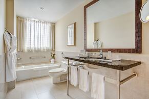 Courtyard by Marriott Panama Multiplaza Mall